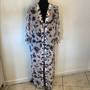 Women’s Purple and Navy Sheer Floral Kimono Size Medium